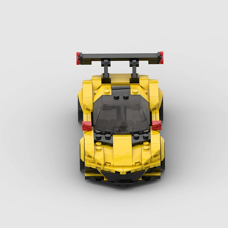 Corvette C8